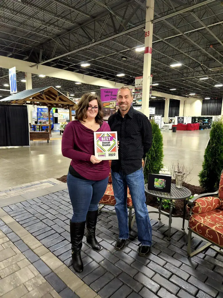 About Us 5 Daphney and Jason.jpg picture